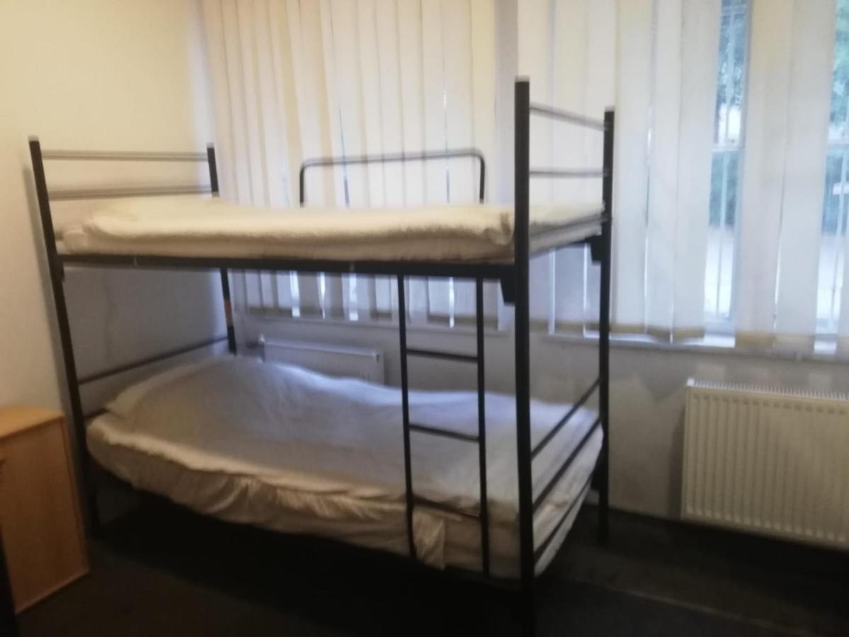Hostel Zielonka  Extérieur photo