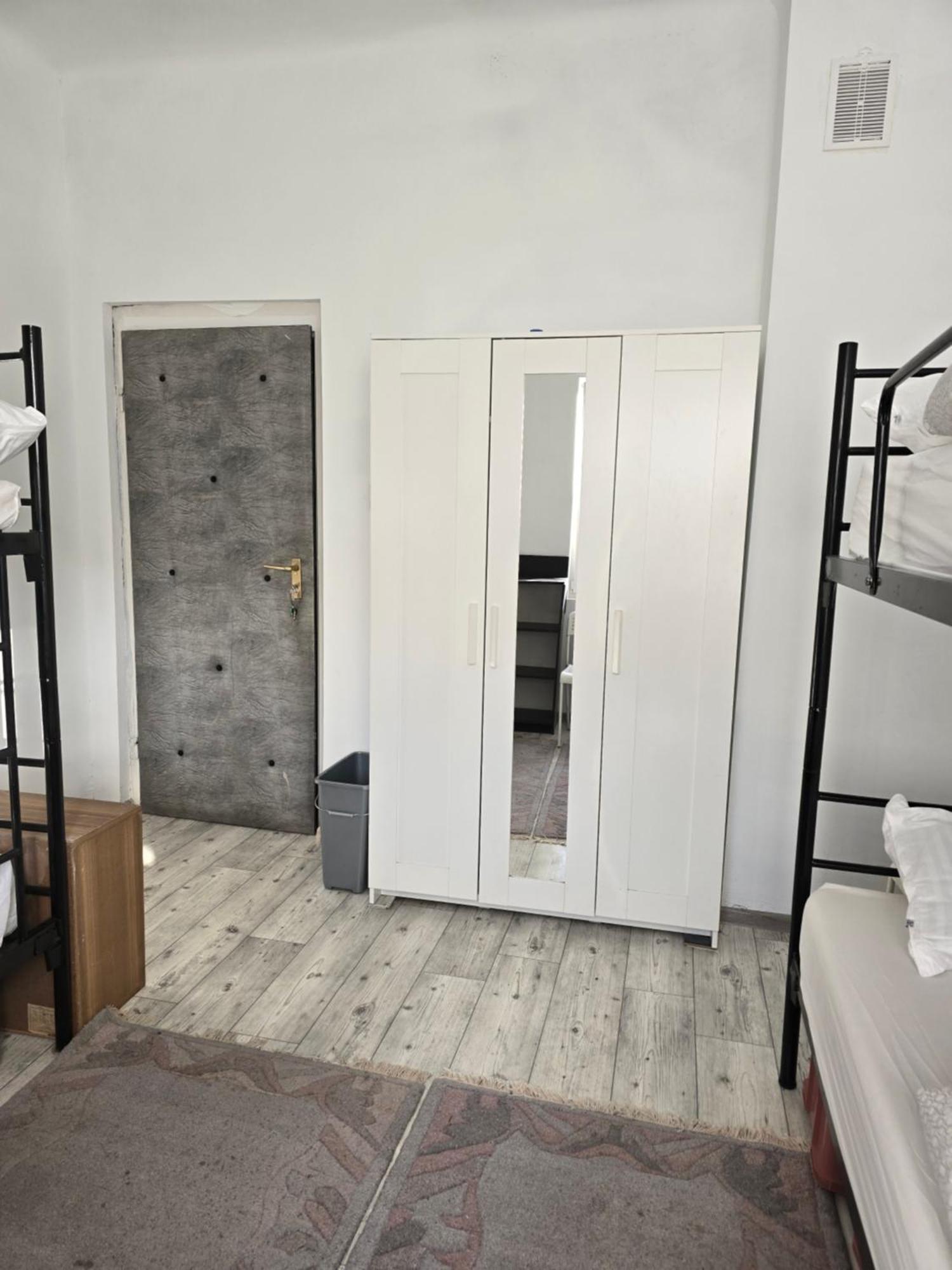 Hostel Zielonka  Extérieur photo