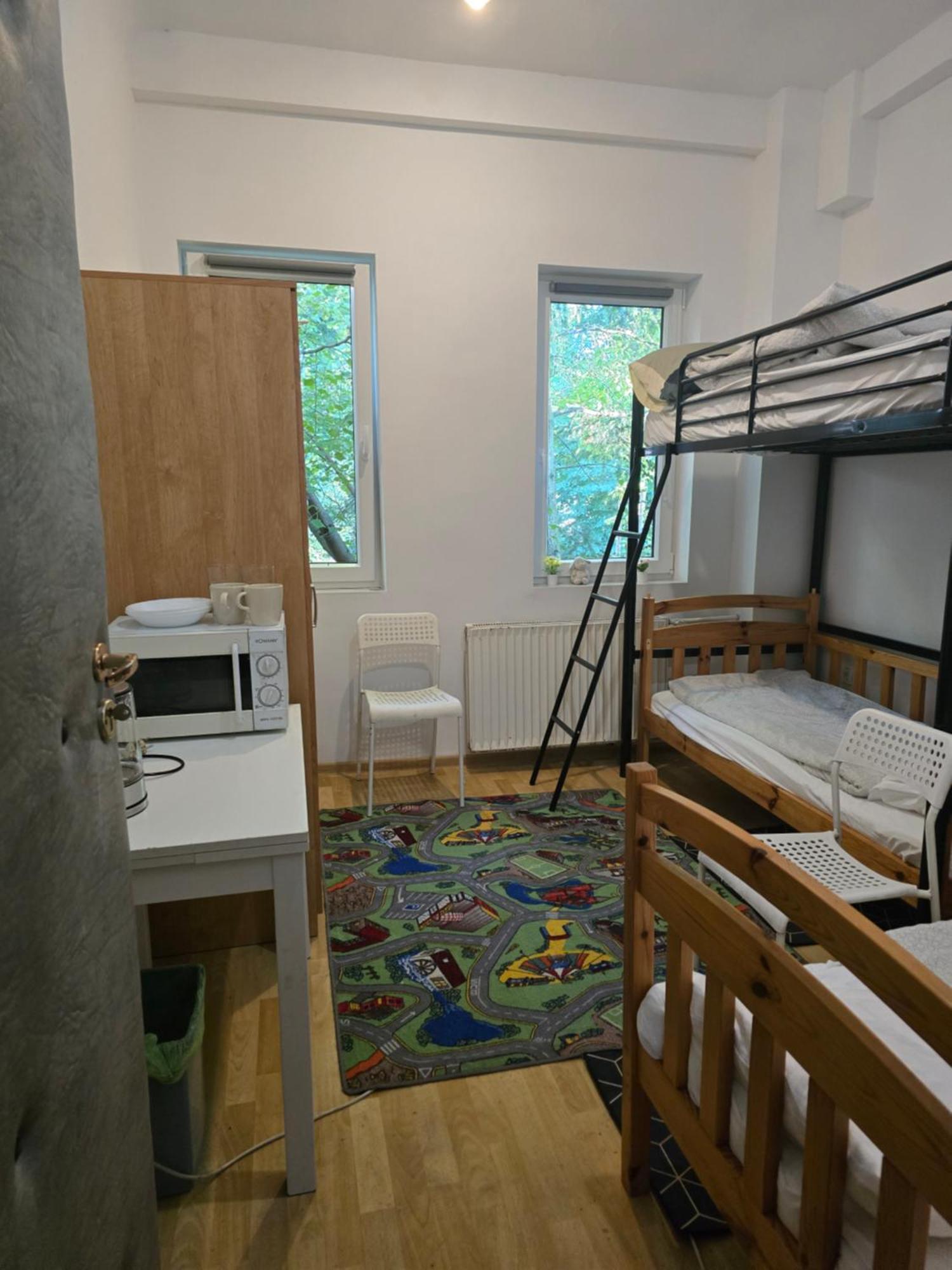 Hostel Zielonka  Extérieur photo