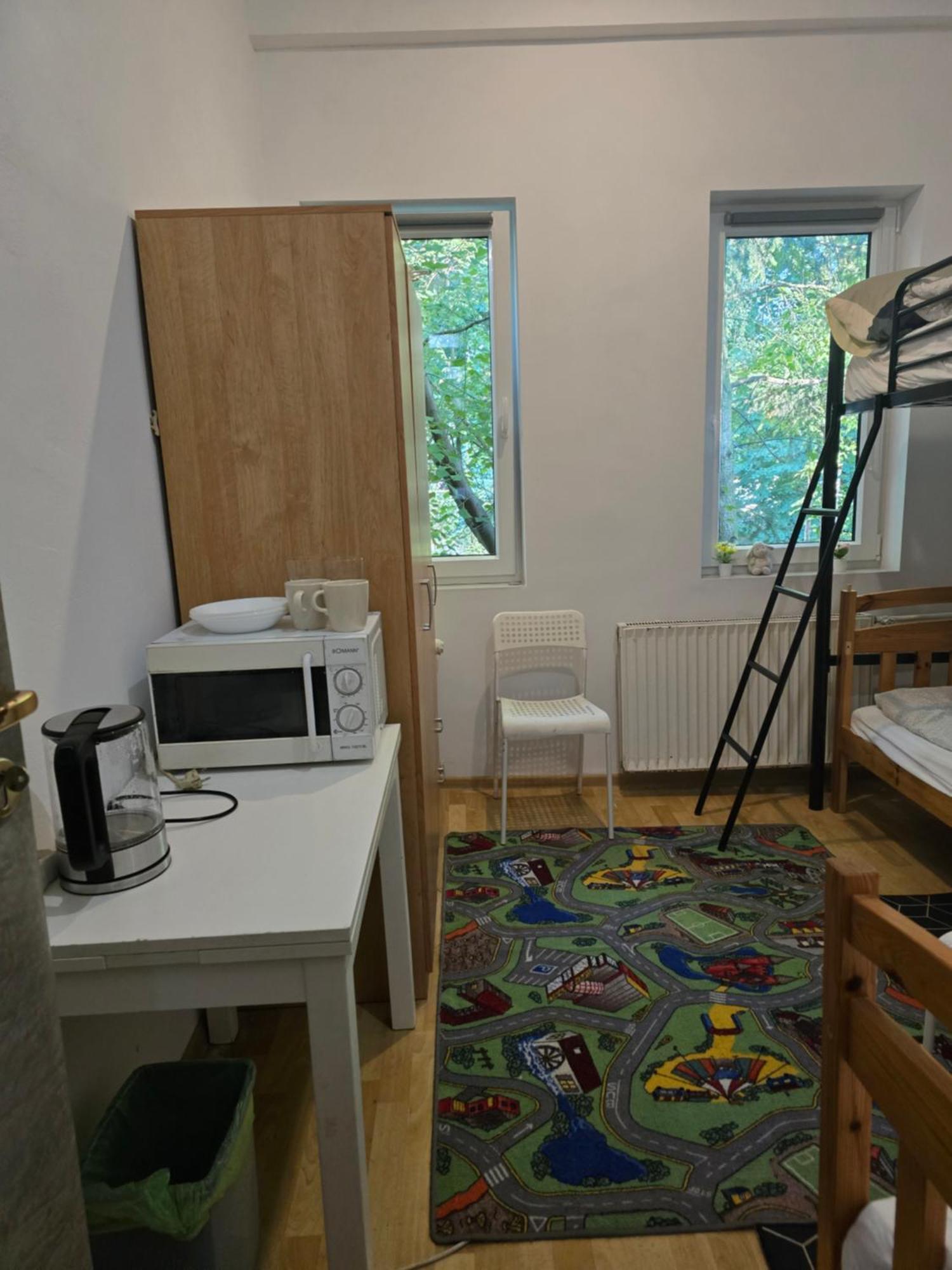 Hostel Zielonka  Extérieur photo